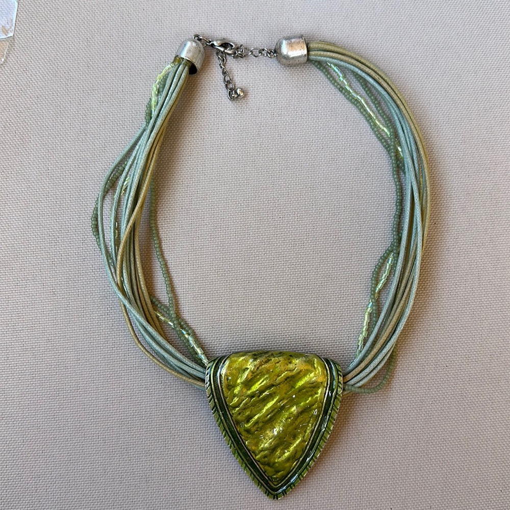 Multi-corded and metal choker